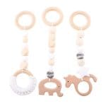 hochet-en-bois-a-suspendre